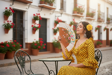 Cargar imagen en el visor de la galería, Abanico Valeria