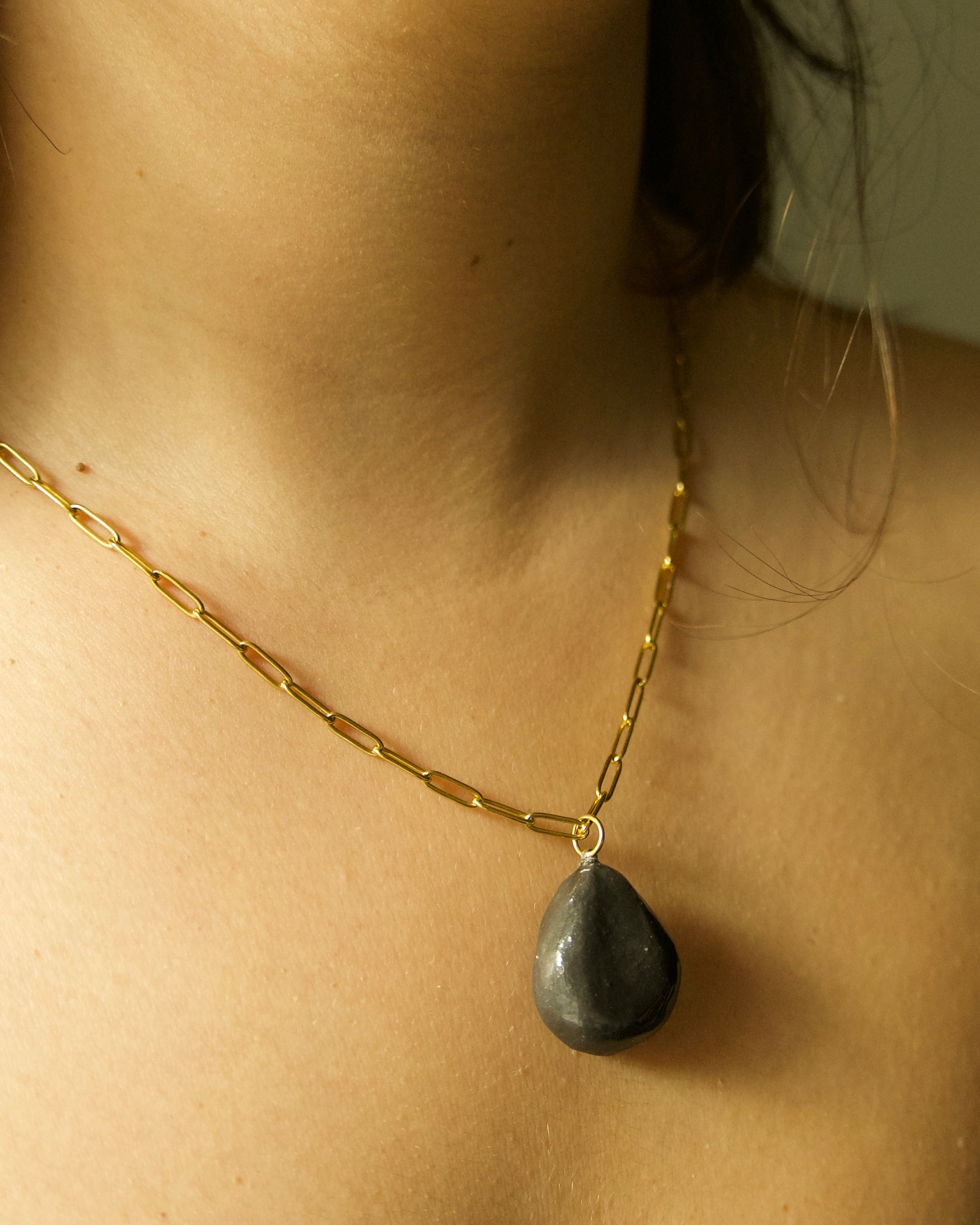 Collar Gota Negro