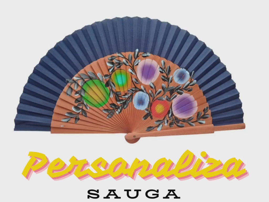 Artístico abanico Fantasía Picassio con figuras geométricas de óvalos coloridos entre enredaderas, un&nbsp; emocionante desorden ordenado capaz de captar todas las miradas.

La pintura de la abstracción geométrica tiene una presencia dinámica, que dotará un increíble aspecto elegante. Disfrute de la energía que propaga el arte pintado a mano y enamórese todos los días de un diseño fuera de lo común.